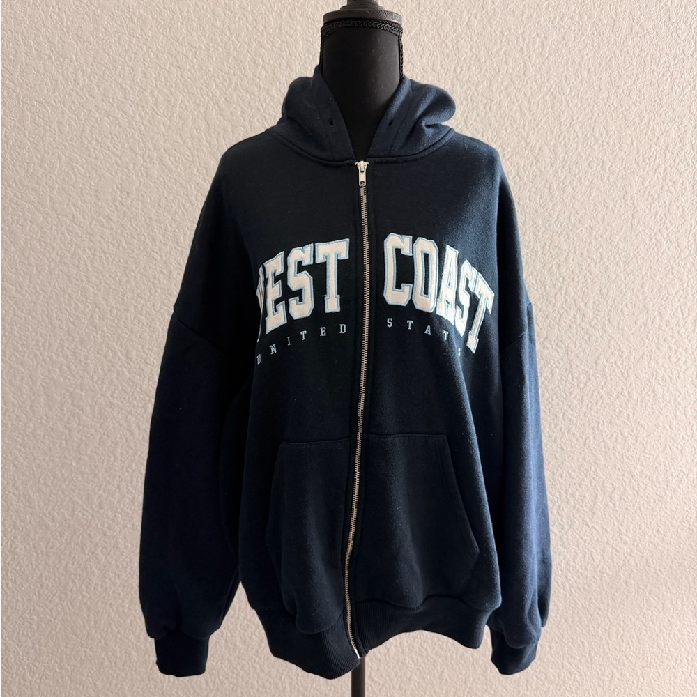 Stradivarius West Coast Navy Blue Zip-Up Hoodie Casual Streetwear Athleisure